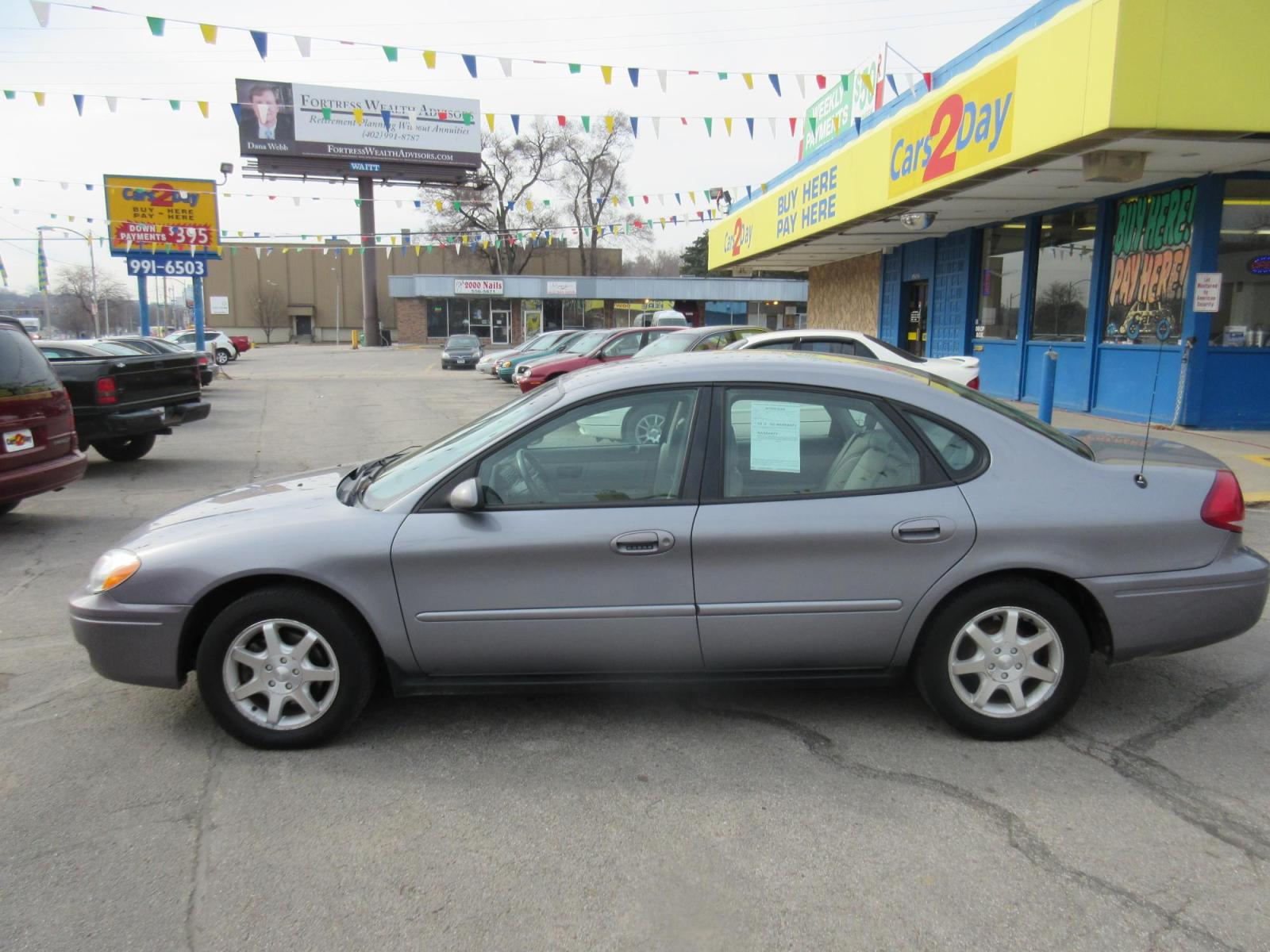 2006 Ford Taurus SE (1FAFP53U26A) with an 3.0L V6 OHV 12V engine, 4-Speed Automatic Overdrive transmission, located at 1020 NW Radial Hwy, Omaha, NE, 68132, (402) 991-6503, 41.269718, -95.983231 - Photo #0