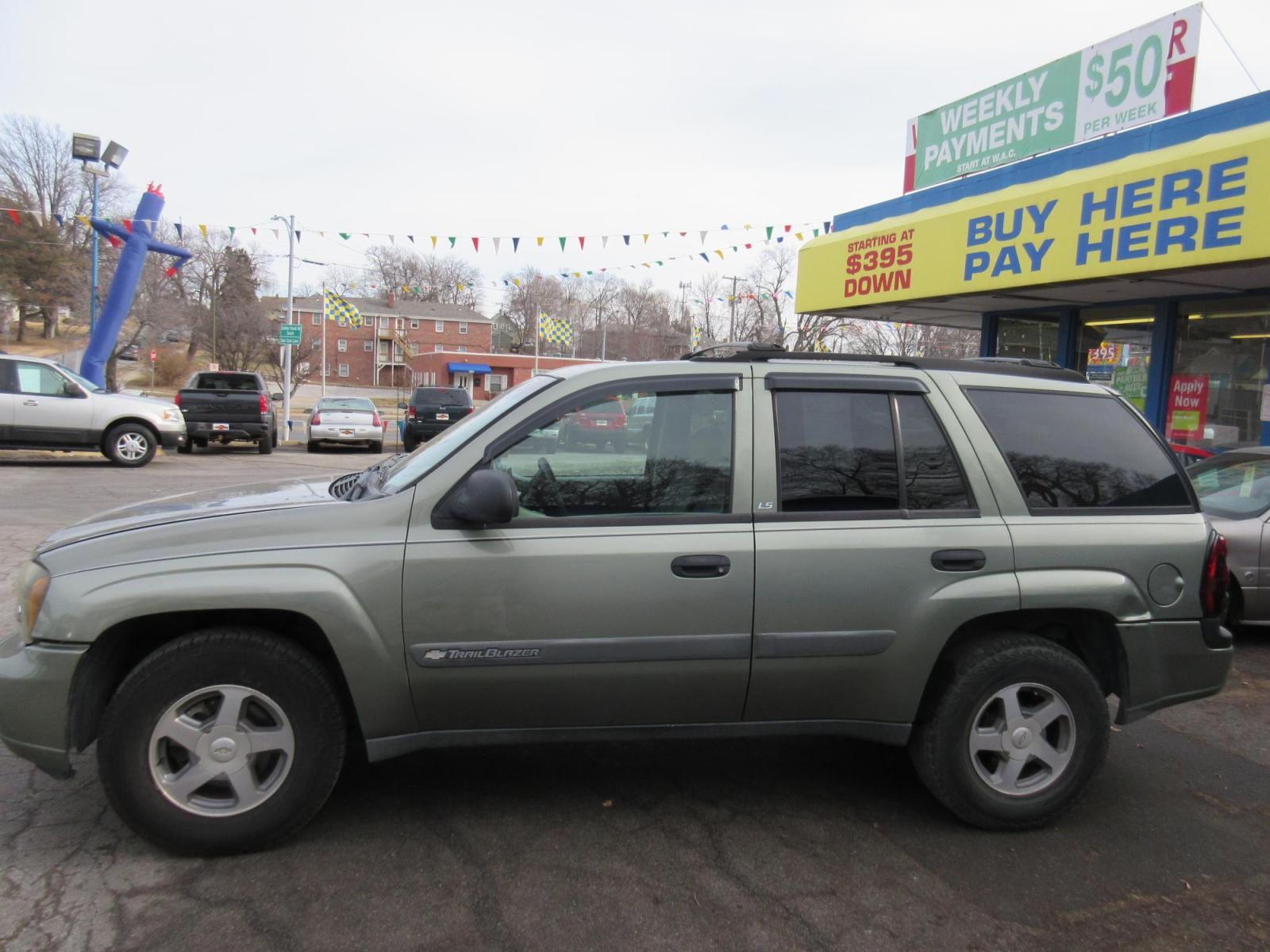 2004 Chevrolet TrailBlazer LS 2WD (1GNDS13S042) with an 4.2L L6 DOHC 24V engine, 4-Speed Automatic Overdrive transmission, located at 1020 NW Radial Hwy, Omaha, NE, 68132, (402) 991-6503, 41.269718, -95.983231 - Photo #0