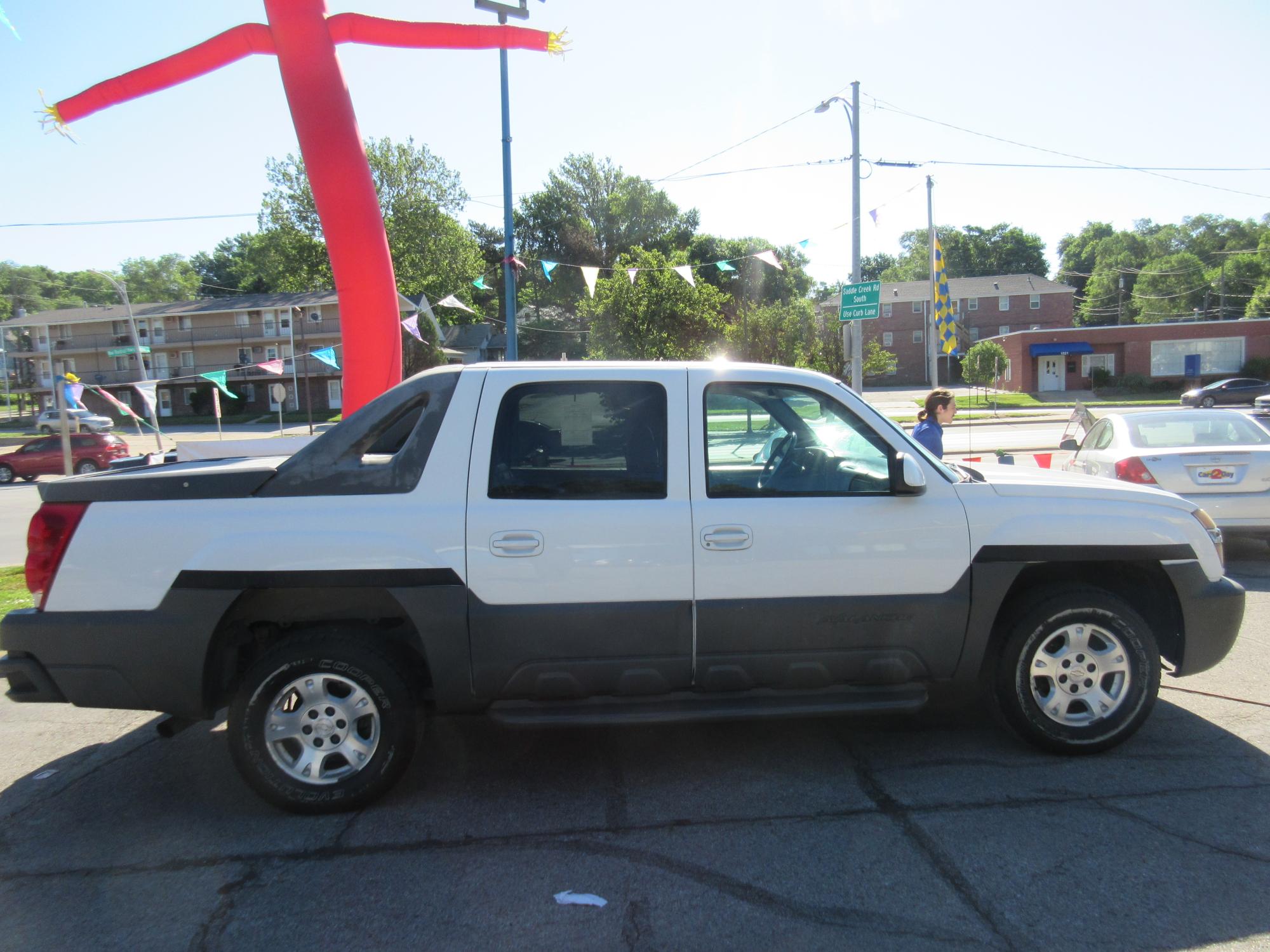photo of 2002 Chevrolet Avalanche 1500 4WD