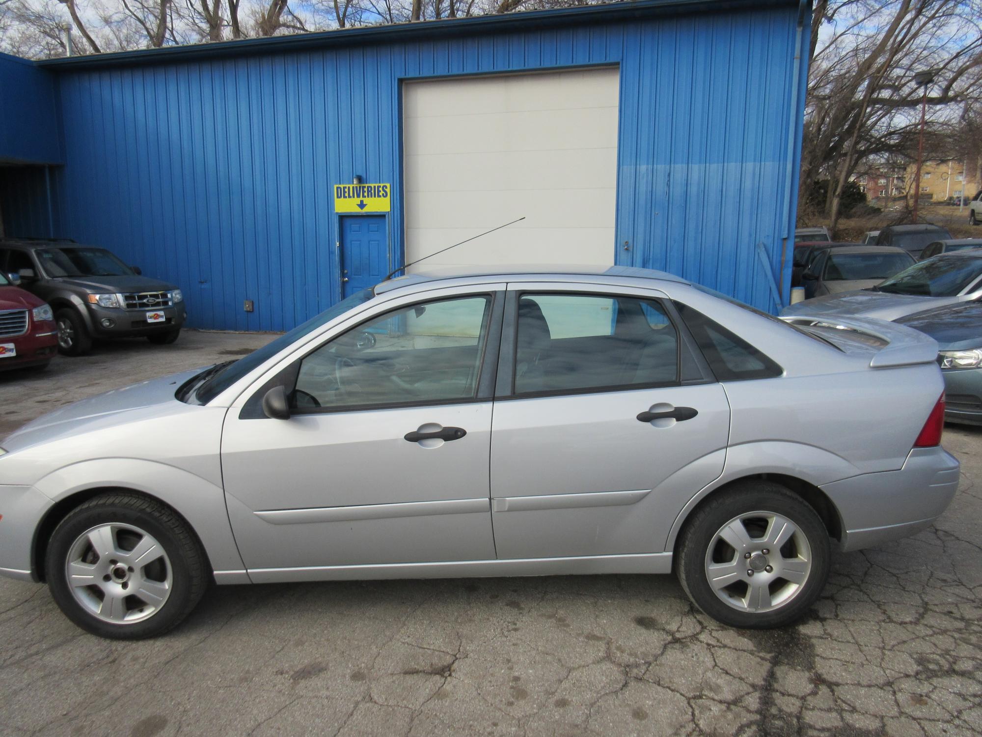 photo of 2007 Ford Focus ZX4 S