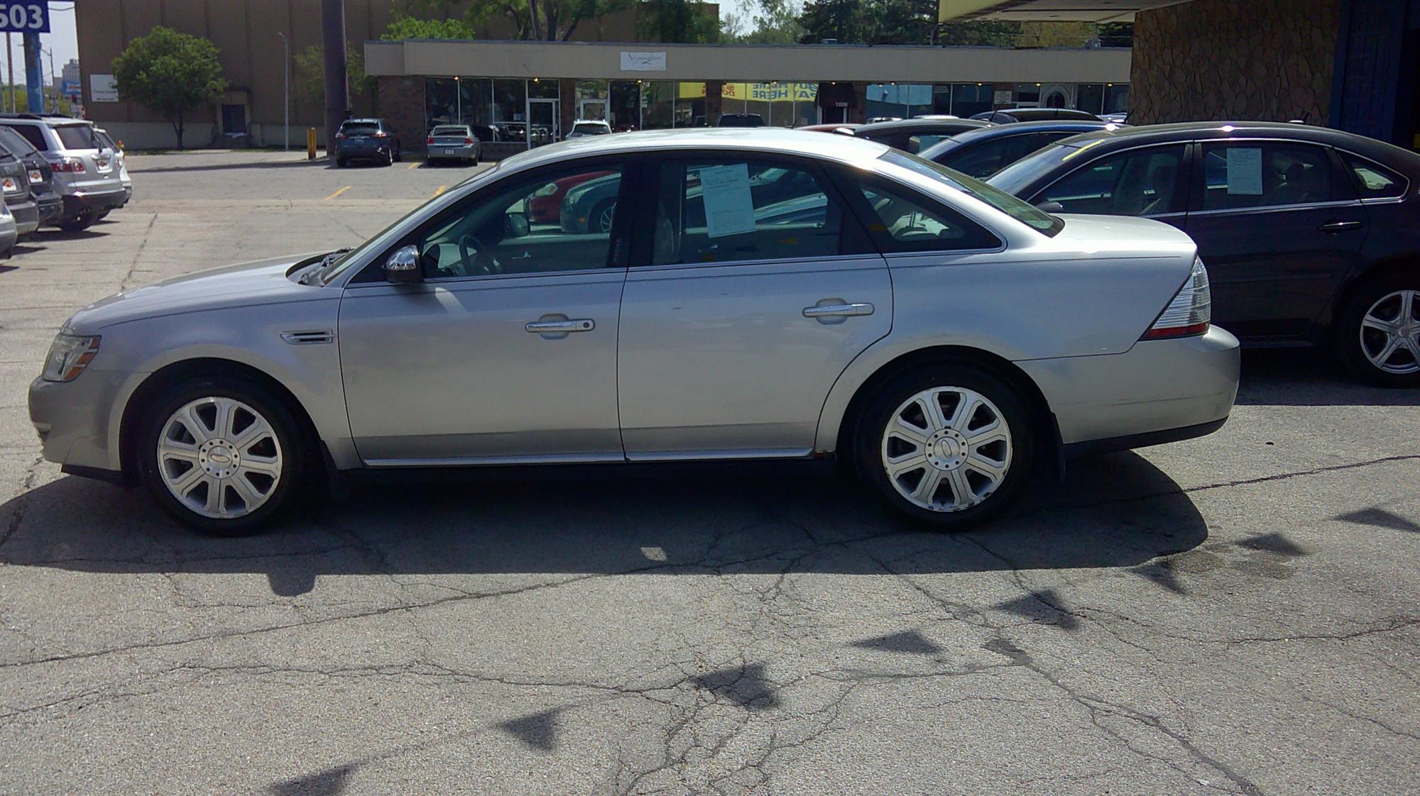 photo of 2008 Ford Taurus Limited