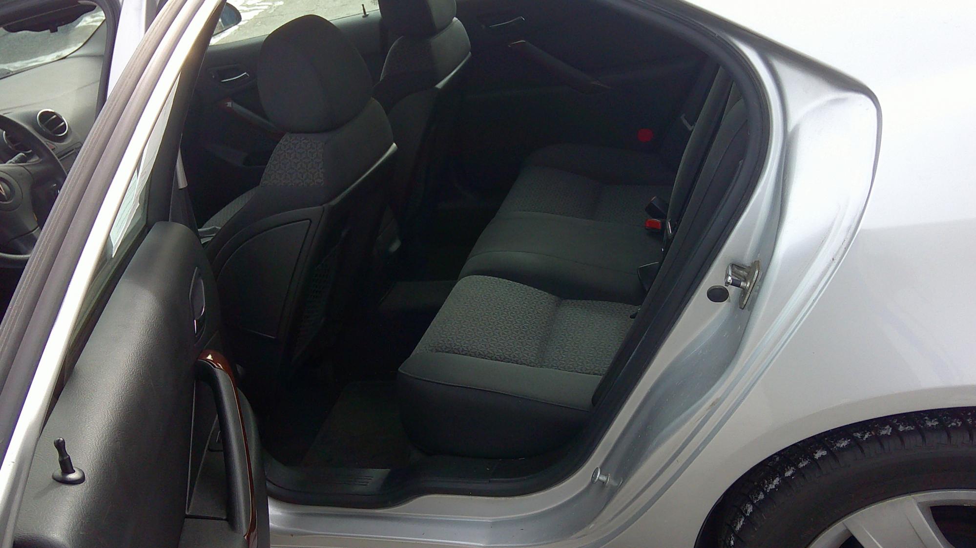 photo of 2009 Pontiac G6 Sedan