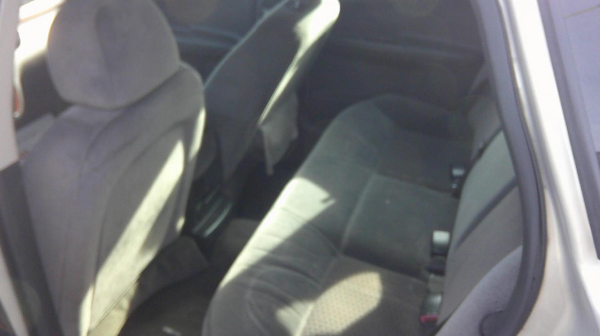 2008 Chevrolet Impala LS (2G1WB58N989) with an 3.5L V6 OHV 16V engine, 4-Speed Automatic Overdrive transmission, located at 1020 NW Radial Hwy, Omaha, NE, 68132, (402) 991-6503, 41.269718, -95.983231 - Photo#4