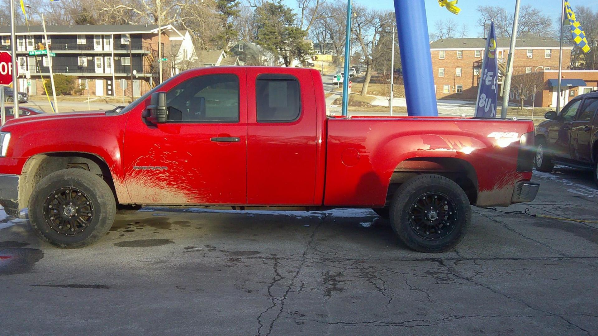 2011 GMC Sierra 1500 Work Truck Ext. Cab 4WD (1GTR2TEA7BZ) with an 4.8L V8 OHV 16V engine, 4-Speed Automatic transmission, located at 1020 NW Radial Hwy, Omaha, NE, 68132, (402) 991-6503, 41.269718, -95.983231 - Photo#0