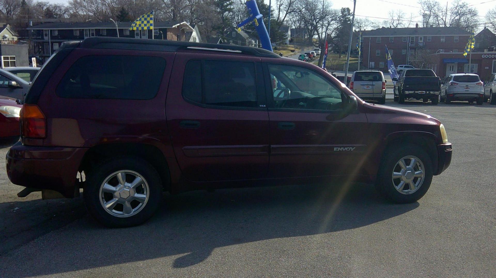 2003 GMC Envoy XL SLE 2WD (1GKES16S736) with an 4.2L L6 DOHC 24V engine, 4-Speed Automatic Overdrive transmission, located at 1020 NW Radial Hwy, Omaha, NE, 68132, (402) 991-6503, 41.269718, -95.983231 - Photo#4