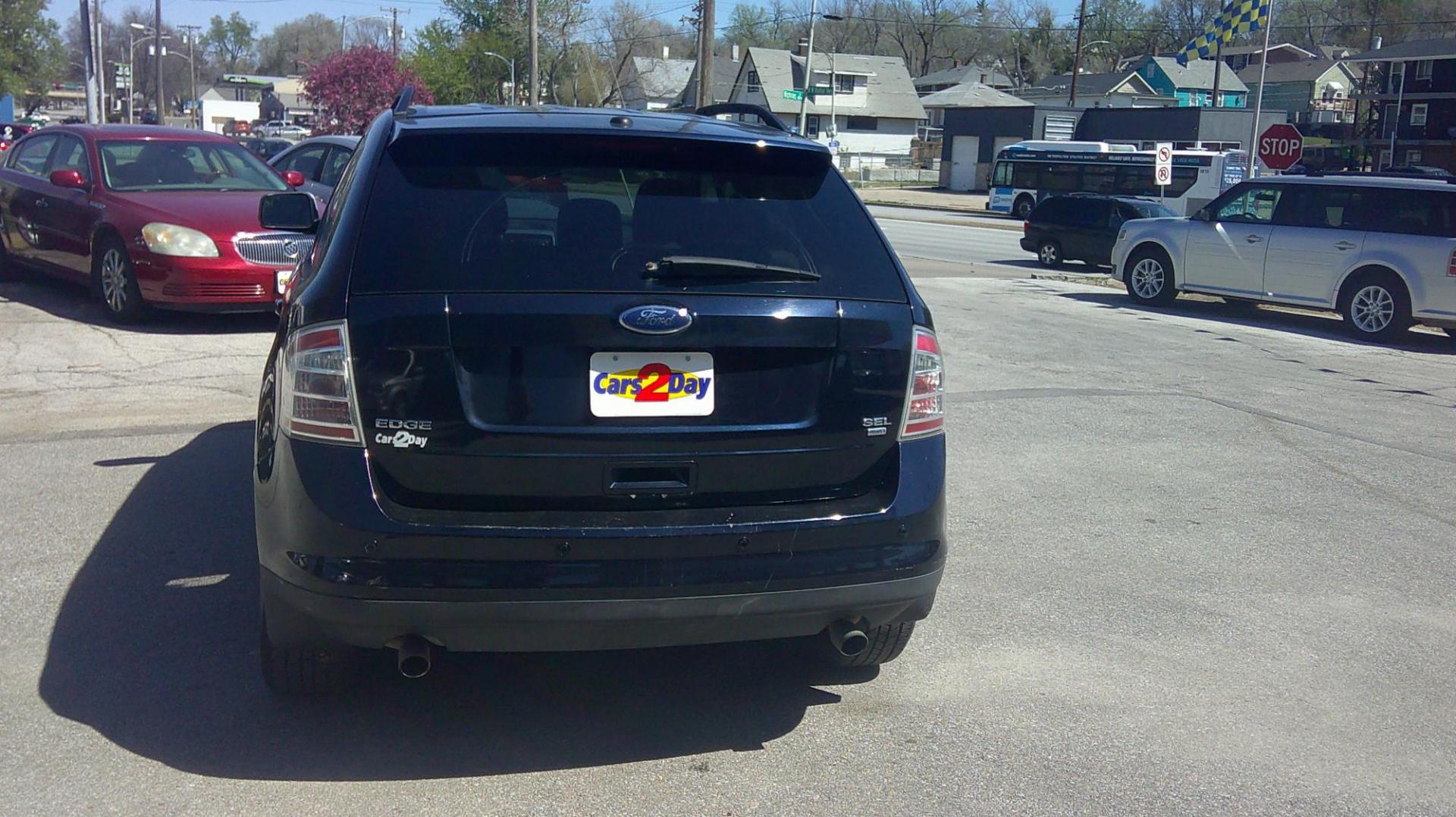 2012 Ford Edge SEL FWD (2FMDK3J96CB) with an 2.0L L4 DOHC 16V engine, 6-Speed Automatic transmission, located at 1020 NW Radial Hwy, Omaha, NE, 68132, (402) 991-6503, 41.269718, -95.983231 - Photo#1