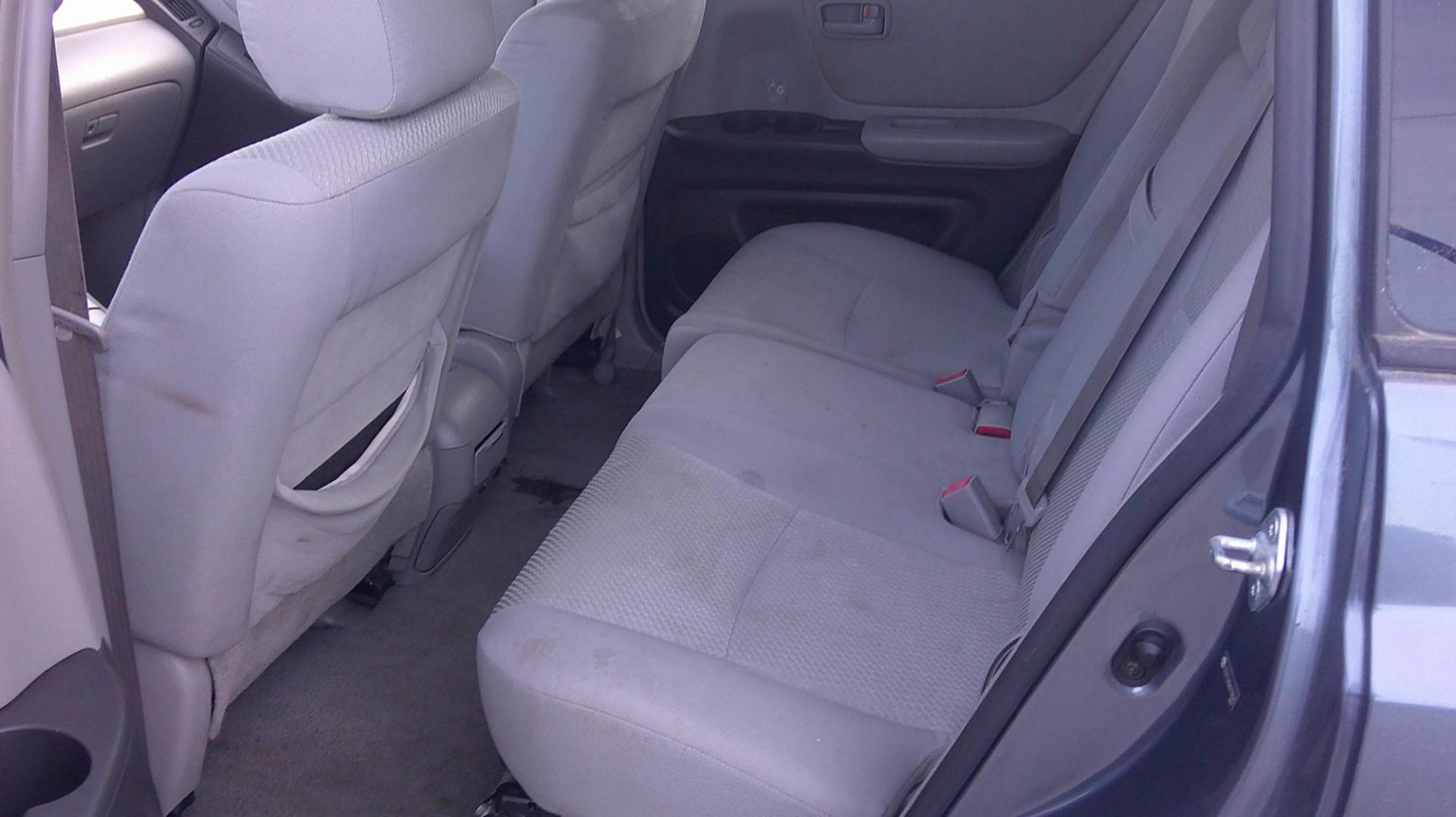 2006 Toyota Highlander Limited V6 4WD (JTEEP21A560) with an 3.3L V6 DOHC 24V engine, 5-Speed Automatic Overdrive transmission, located at 1020 NW Radial Hwy, Omaha, NE, 68132, (402) 991-6503, 41.269718, -95.983231 - Photo#1