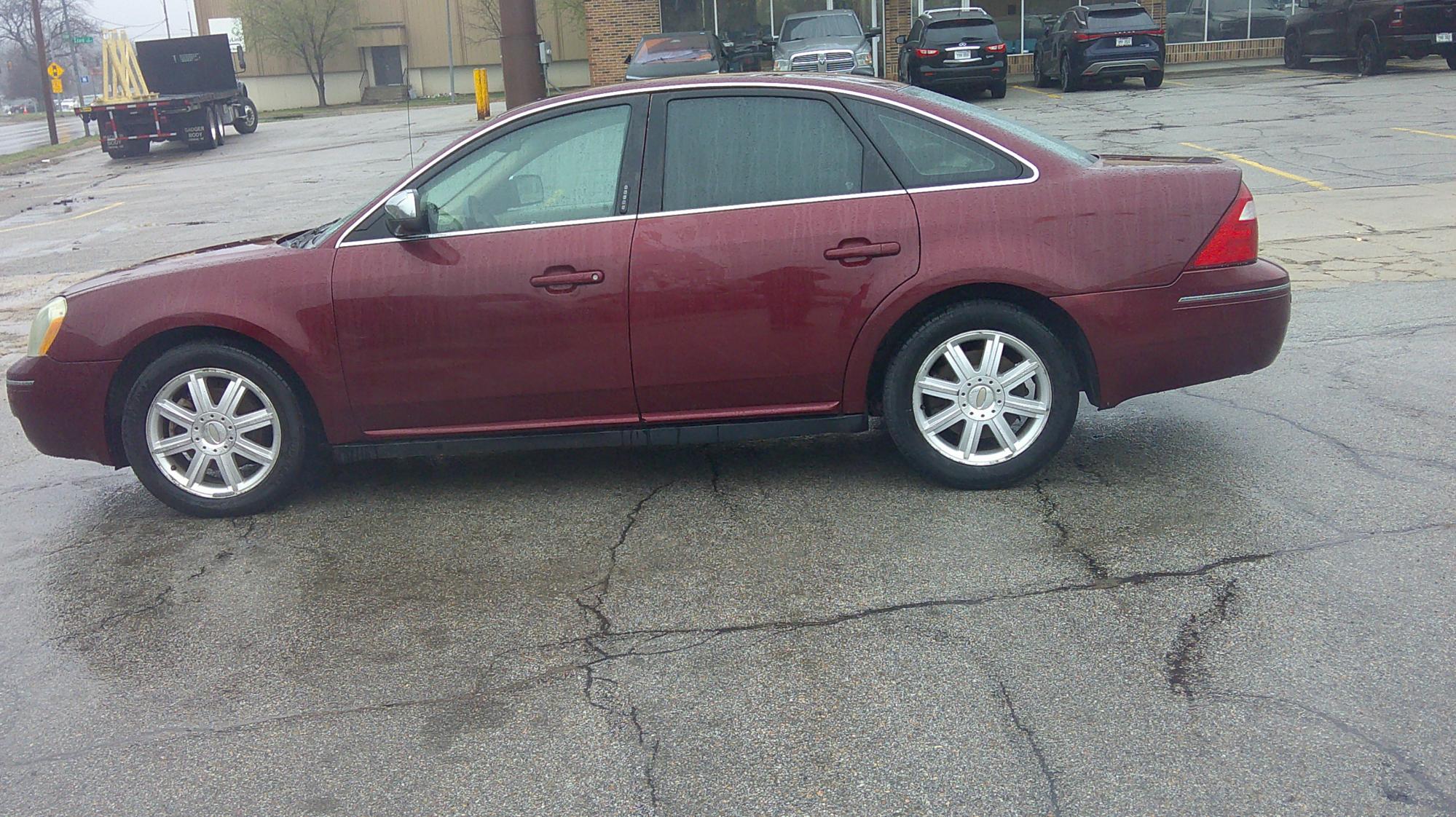 photo of 2007 Ford Five Hundred Limited FWD