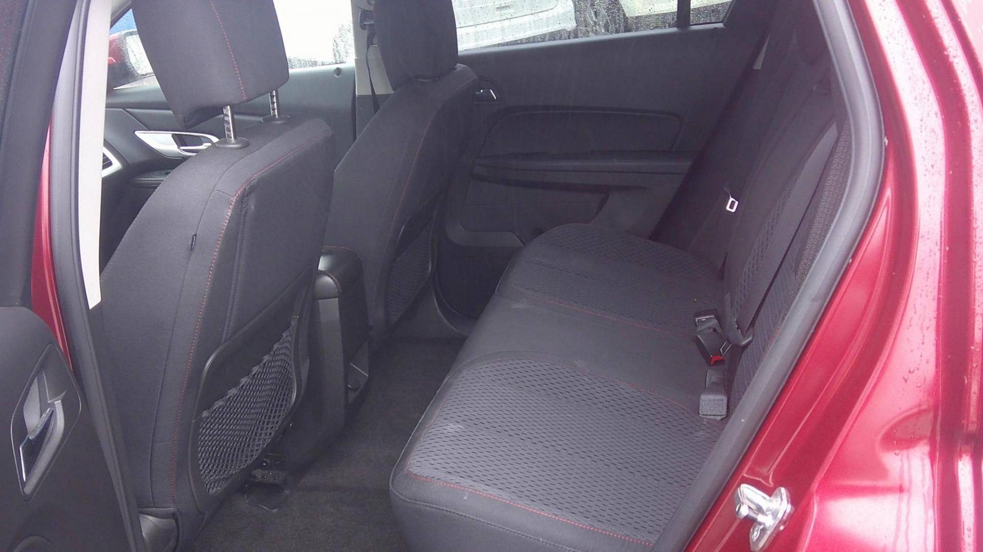 2011 GMC Terrain SLE1 AWD (2CTFLRECXB6) with an 2.4L L4 DOHC 16V engine, 6-Speed Automatic transmission, located at 1020 NW Radial Hwy, Omaha, NE, 68132, (402) 991-6503, 41.269718, -95.983231 - Photo#4