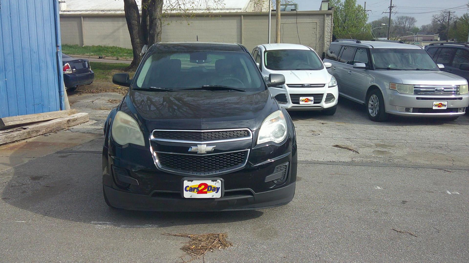 2012 Chevrolet Equinox LS 2WD (2GNALBEK2C6) with an 2.4L L4 DOHC 16V engine, 6-Speed Automatic transmission, located at 1020 NW Radial Hwy, Omaha, NE, 68132, (402) 991-6503, 41.269718, -95.983231 - Photo#4
