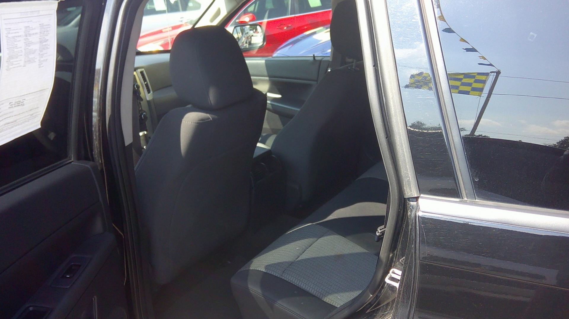 2008 Jeep Grand Cherokee Laredo 4WD (1J8GR48K78C) with an 3.7L V6 SOHC 12V engine, 5A OD transmission, located at 1020 NW Radial Hwy, Omaha, NE, 68132, (402) 991-6503, 41.269718, -95.983231- Photo#3