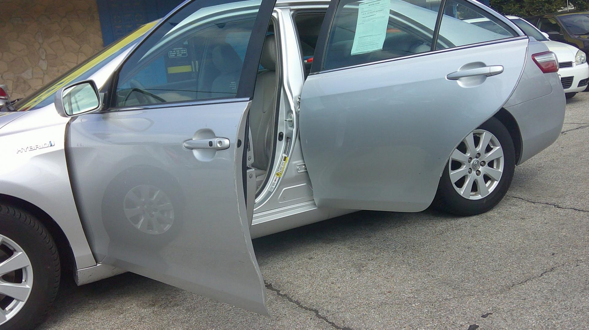 2009 Toyota Camry Hybrid Sedan (4T1BB46K49U) with an 2.4L L4 DOHC 16V HYBRID engine, CVT transmission, located at 1020 NW Radial Hwy, Omaha, NE, 68132, (402) 991-6503, 41.269718, -95.983231- Photo#2