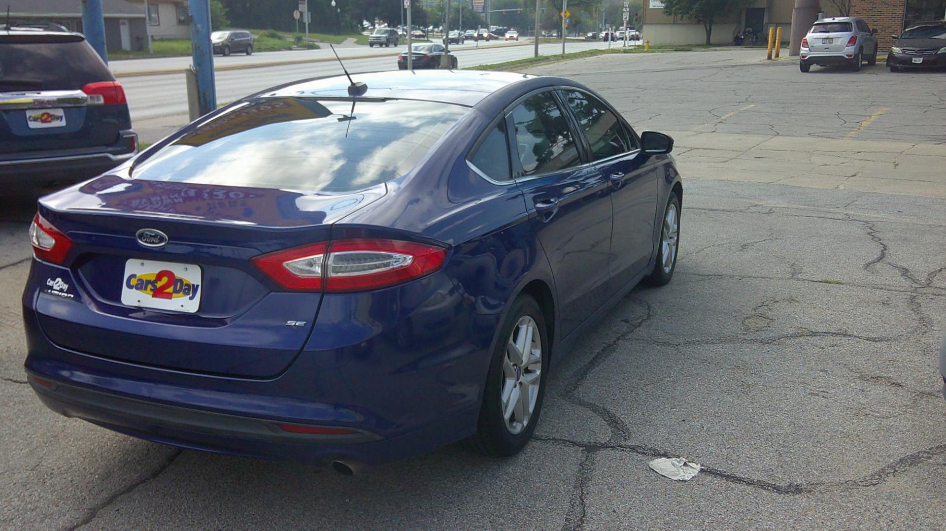 2013 Ford Fusion SE (3FA6P0H78DR) with an 2.5L L4 DOHC 16V engine, located at 1020 NW Radial Hwy, Omaha, NE, 68132, (402) 991-6503, 41.269718, -95.983231- Photo#1