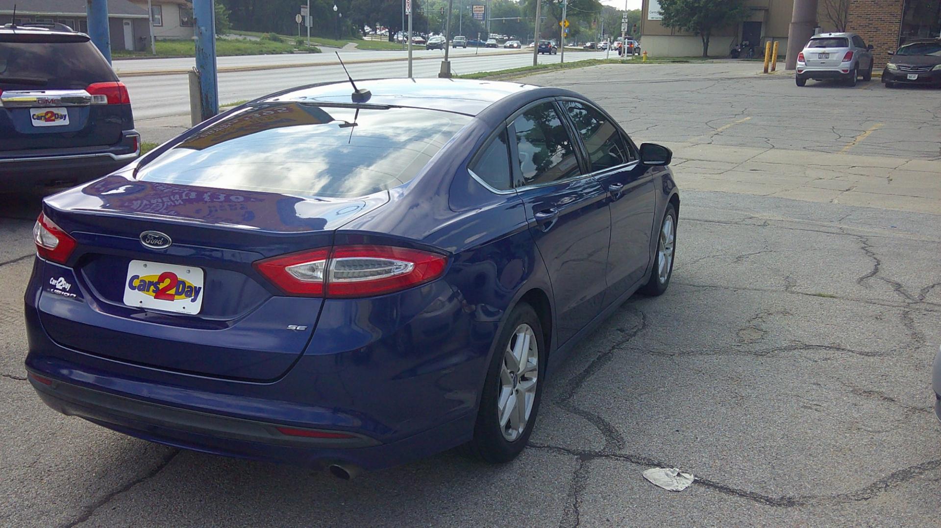 2013 Ford Fusion SE (3FA6P0H78DR) with an 2.5L L4 DOHC 16V engine, located at 1020 NW Radial Hwy, Omaha, NE, 68132, (402) 991-6503, 41.269718, -95.983231- Photo#0