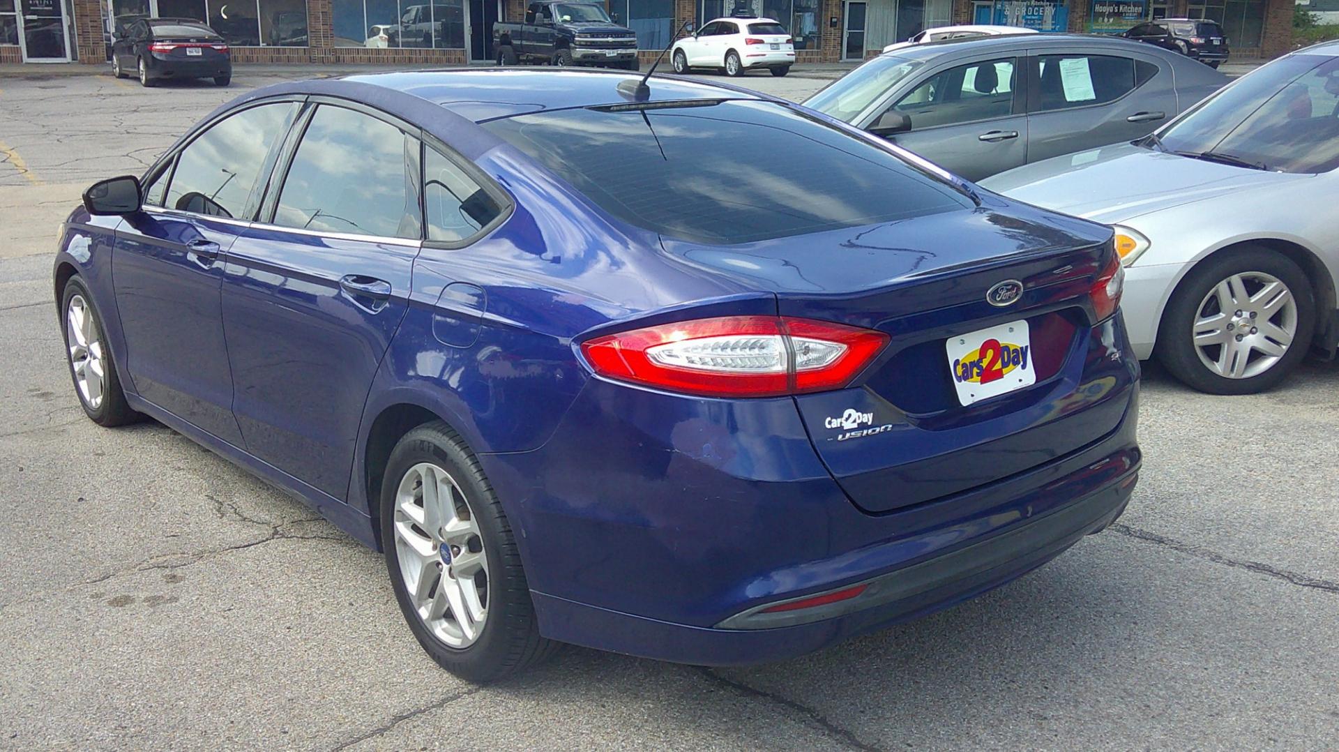 2013 Ford Fusion SE (3FA6P0H78DR) with an 2.5L L4 DOHC 16V engine, located at 1020 NW Radial Hwy, Omaha, NE, 68132, (402) 991-6503, 41.269718, -95.983231- Photo#2