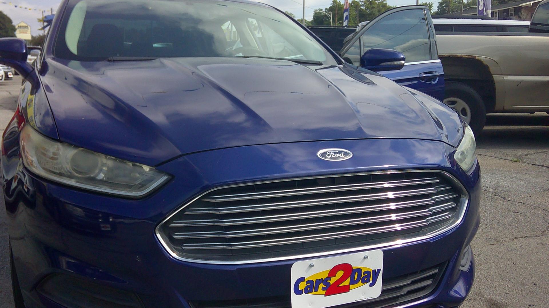 2013 Ford Fusion SE (3FA6P0H78DR) with an 2.5L L4 DOHC 16V engine, located at 1020 NW Radial Hwy, Omaha, NE, 68132, (402) 991-6503, 41.269718, -95.983231- Photo#9