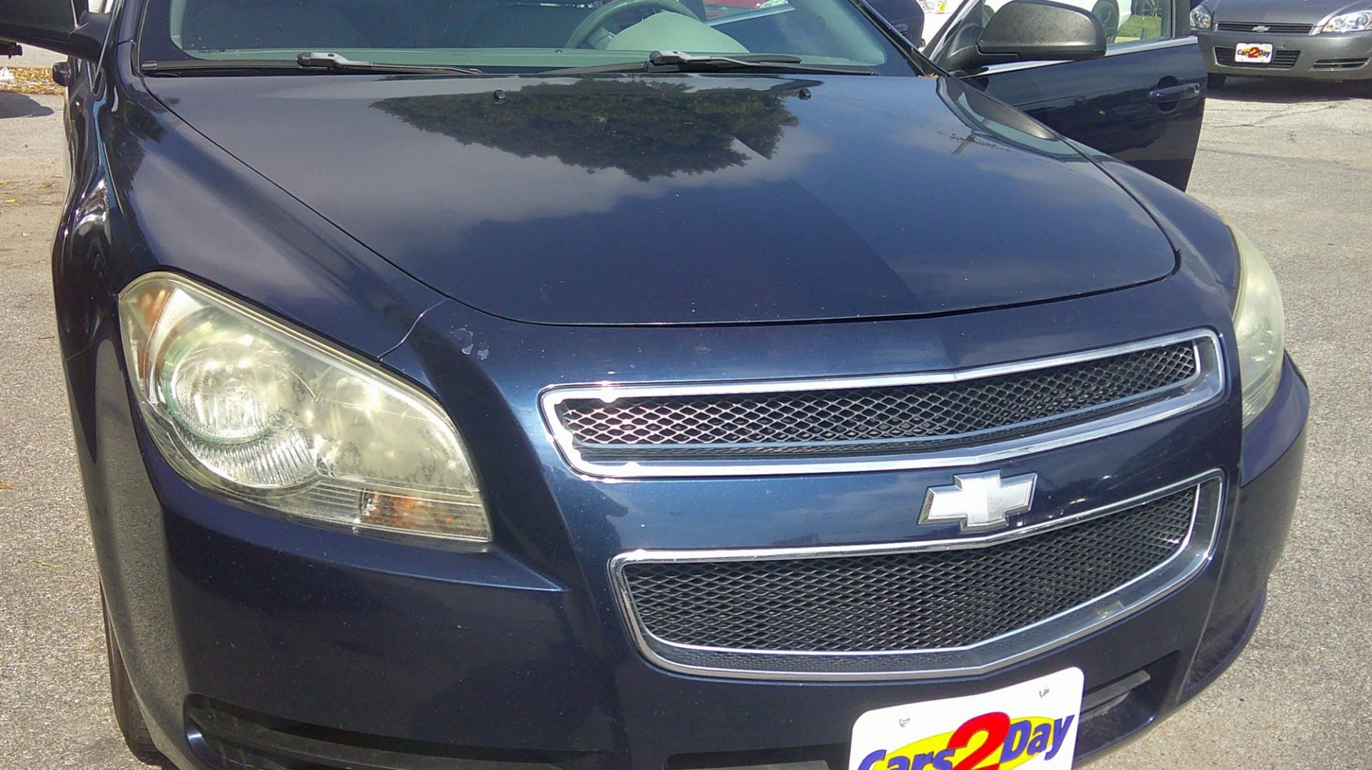 2011 Chevrolet Malibu LS (1G1ZB5E1XBF) with an 2.4L L4 DOHC 16V engine, 4A transmission, located at 1020 NW Radial Hwy, Omaha, NE, 68132, (402) 991-6503, 41.269718, -95.983231- Photo#2