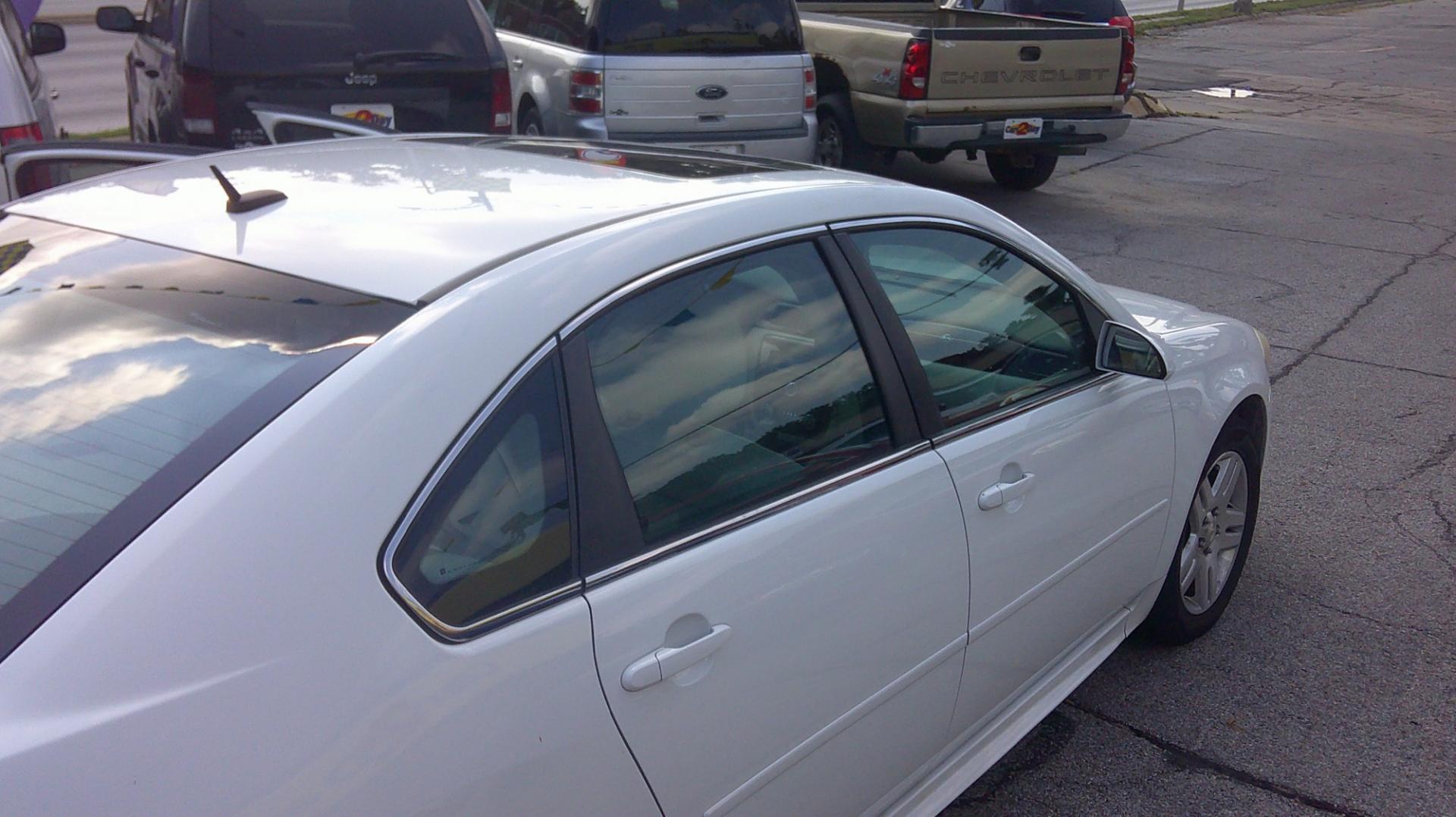 2010 Chevrolet Impala LT (2G1WB5EK6A1) with an 3.5L V6 OHV 12V FFV engine, 4A transmission, located at 1020 NW Radial Hwy, Omaha, NE, 68132, (402) 991-6503, 41.269718, -95.983231- Photo#8