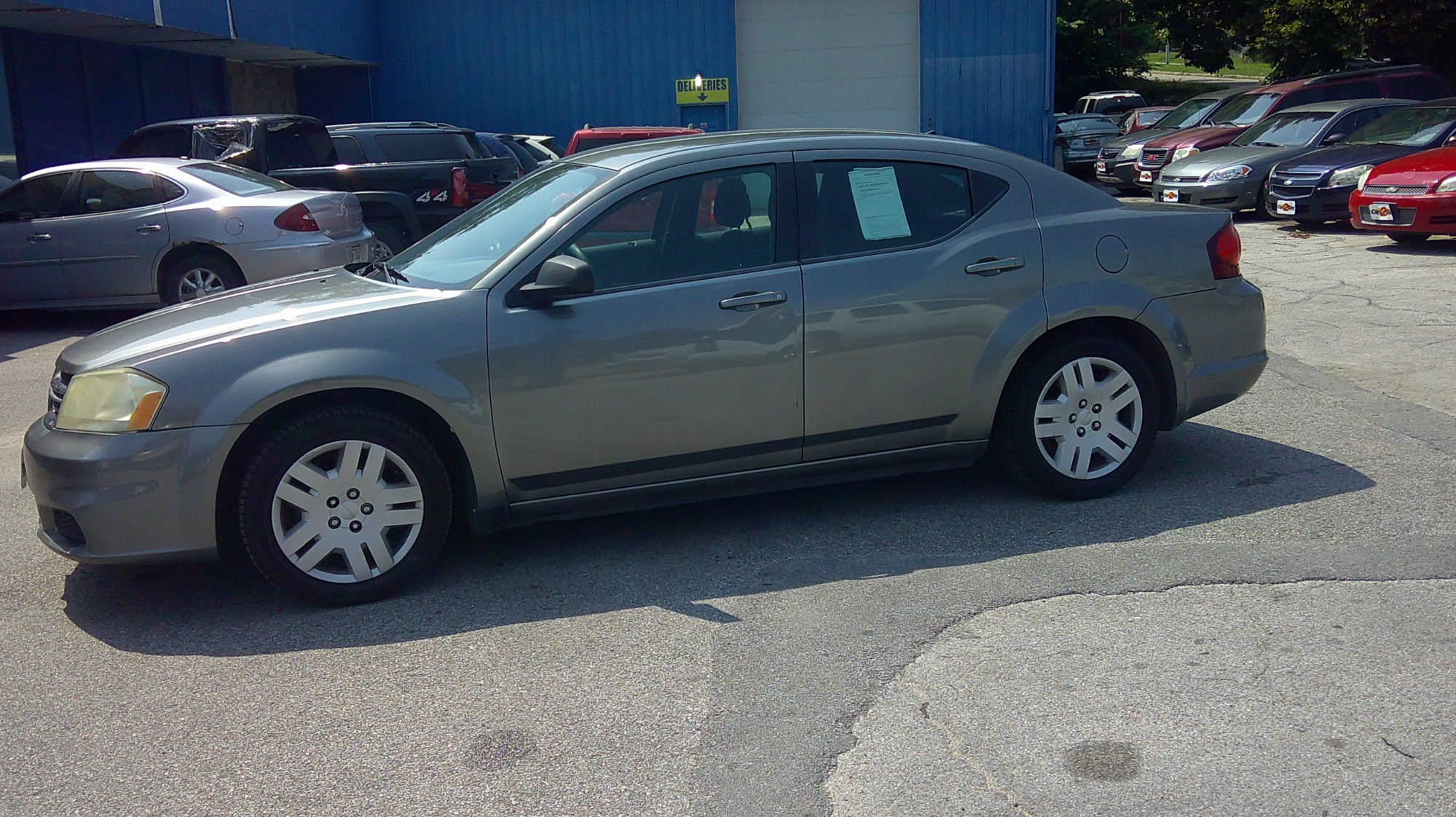 photo of 2013 Dodge Avenger Base