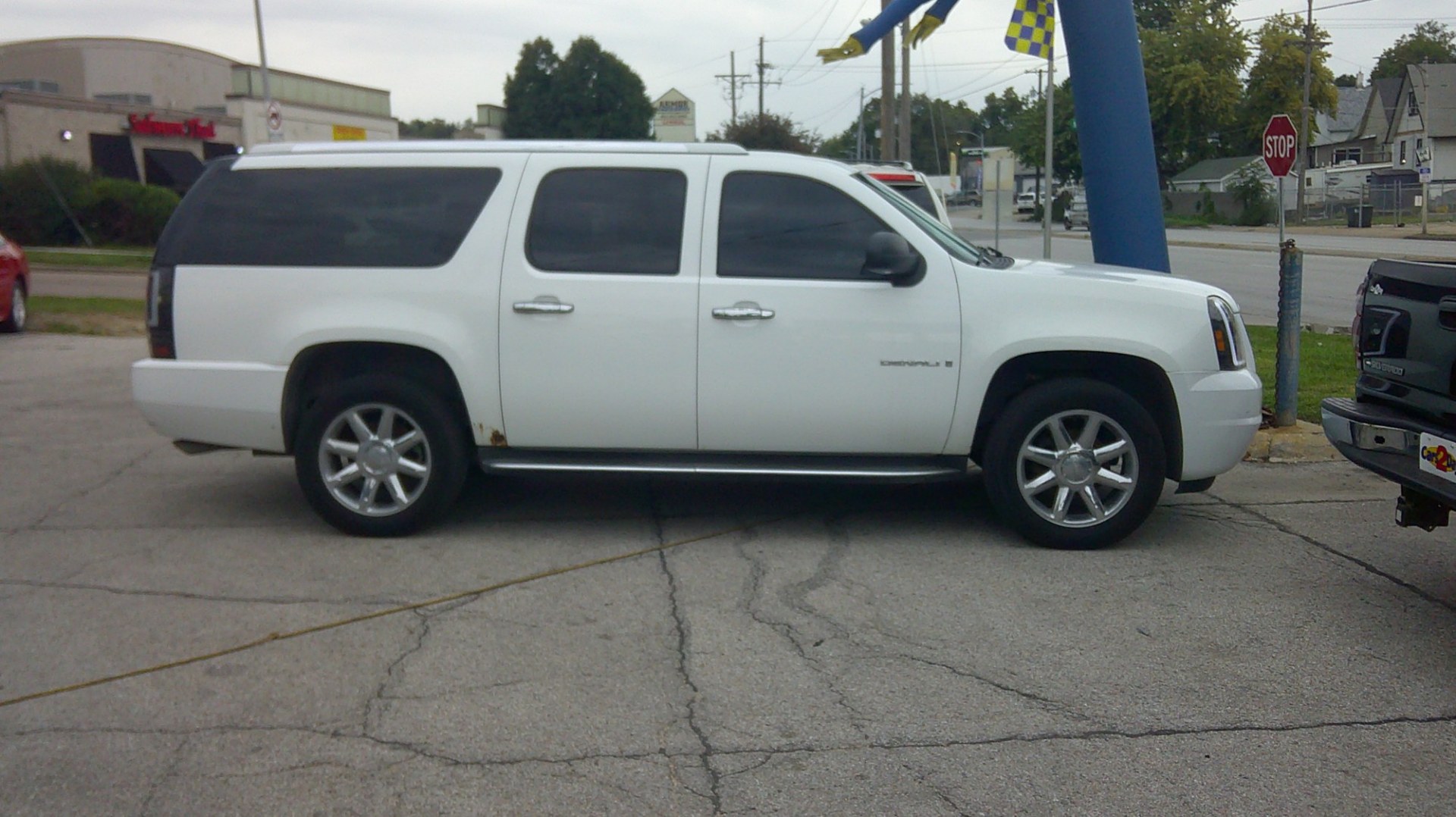 2008 GMC Yukon Denali XL AWD (1GKFK66858J) with an 6.2L V8 OHV 16V engine, 4A OD transmission, located at 1020 NW Radial Hwy, Omaha, NE, 68132, (402) 991-6503, 41.269718, -95.983231- Photo#0