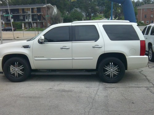 2011 Cadillac Escalade AWD Premium