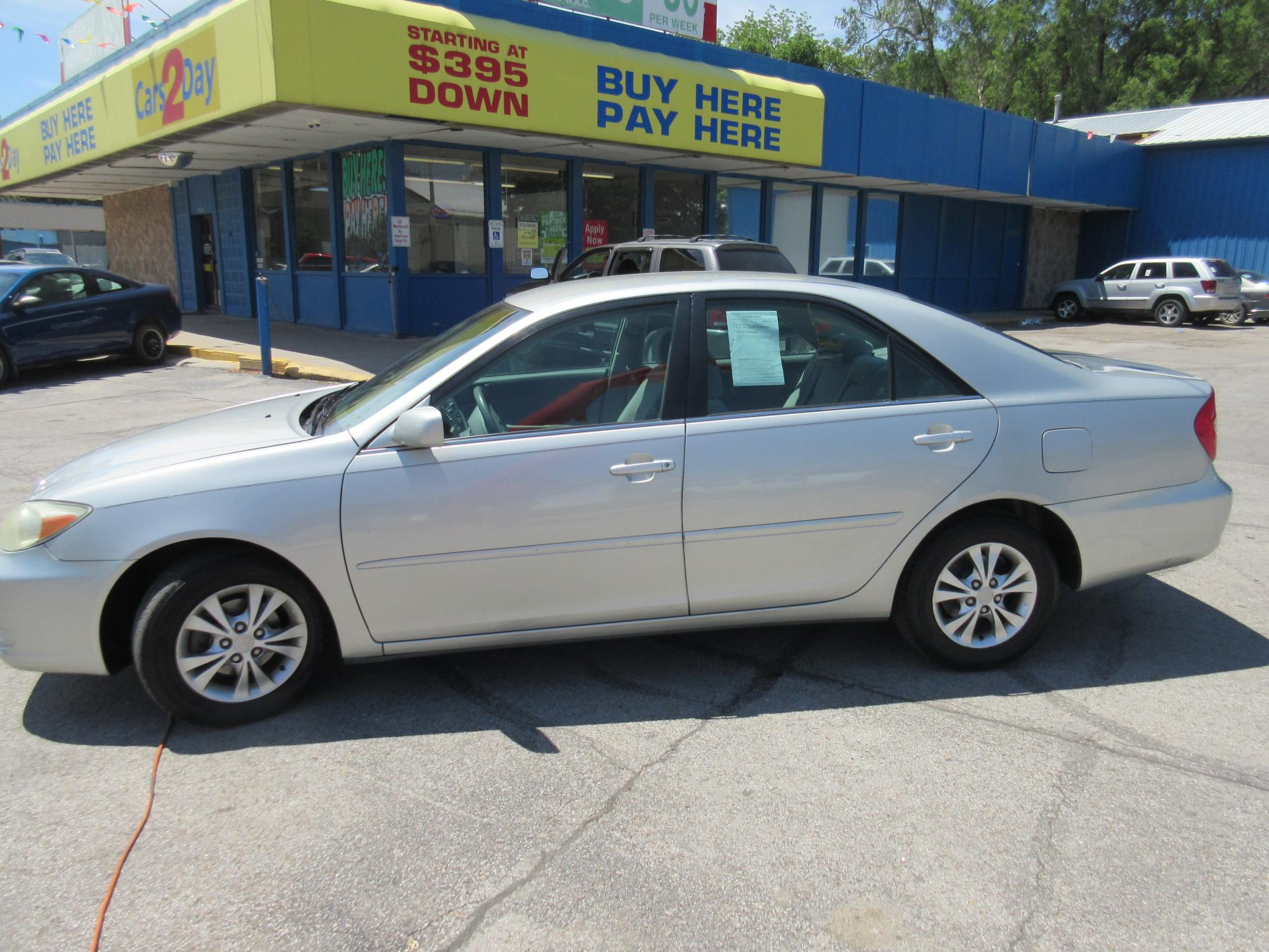 photo of 2004 Toyota Camry LE V6